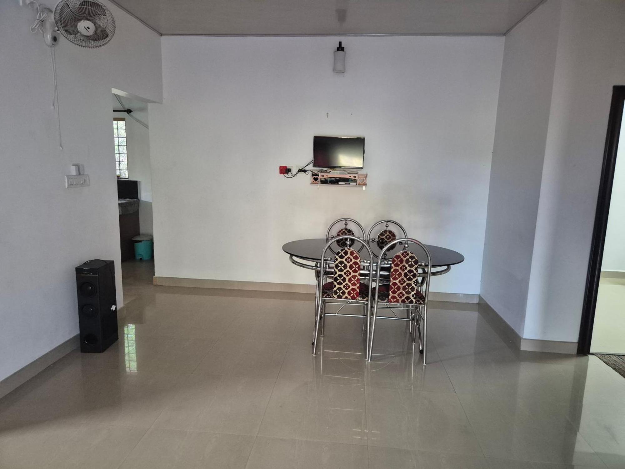 Anivilla Holiday Home Kunjithanny Anachal ภายนอก รูปภาพ